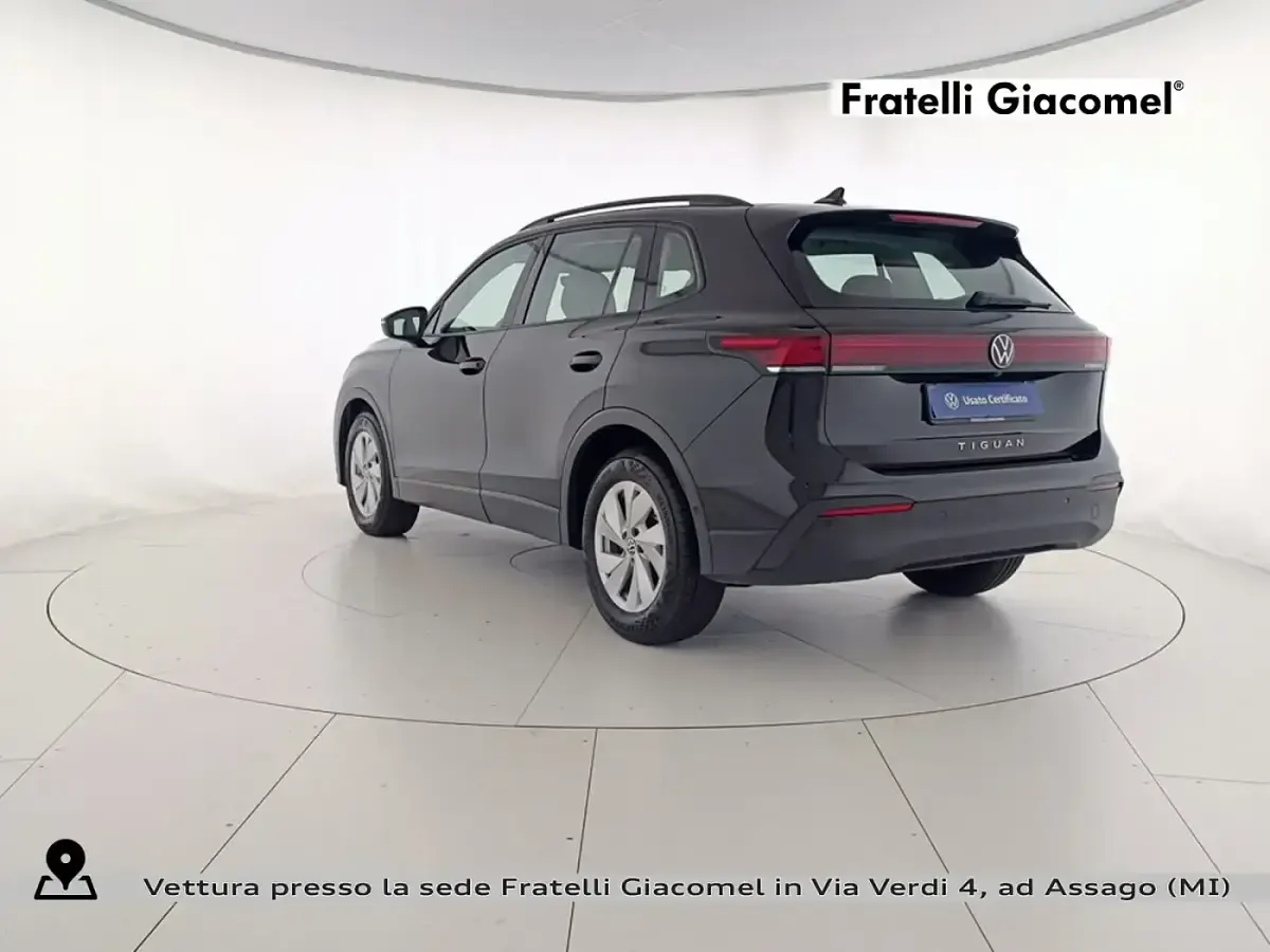 Usata VW Tiguan Life 150 CV (110 kW) 2025 Nero SUV