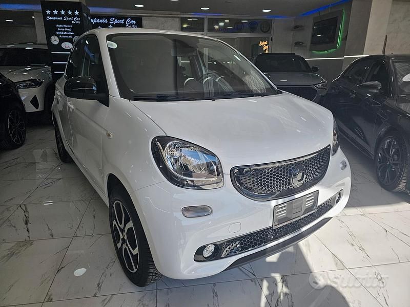 Usata Smart ForFour Passion 71 CV (52 kW) 2018 Bianco Utilitaria