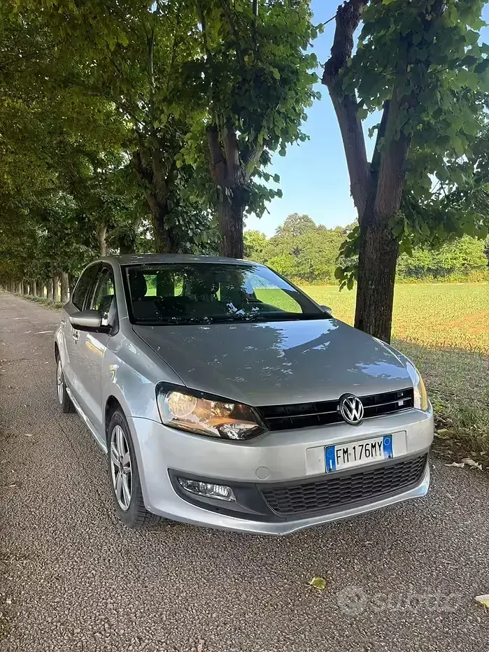 Usata VW Polo Trendline 60 CV (44 kW) 2014 Grigio Berlina