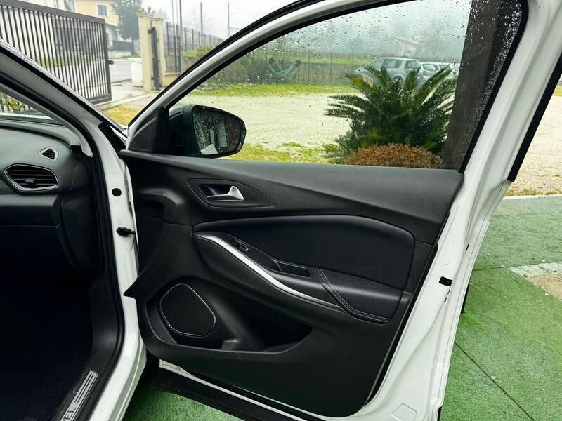 Usata Opel Grandland X 131 CV (96 kW) 2019 Bianco SUV