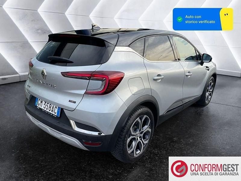 Usata Renault Captur Techno 143 CV (105 kW) 2023 Grigio SUV