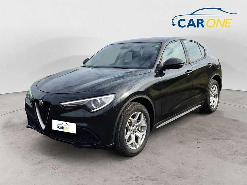 Nero Usata 2020 Alfa Romeo Stelvio Business SUV | 21.900 € (Buon prezzo) - Immagine 1/4