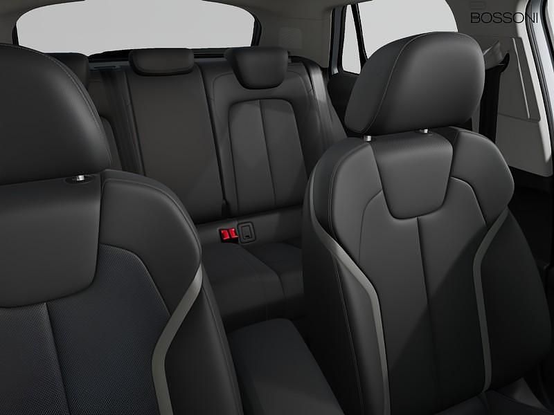 Usata Audi Q2 S-Line 150 CV (110 kW) 2025 Bianco SUV