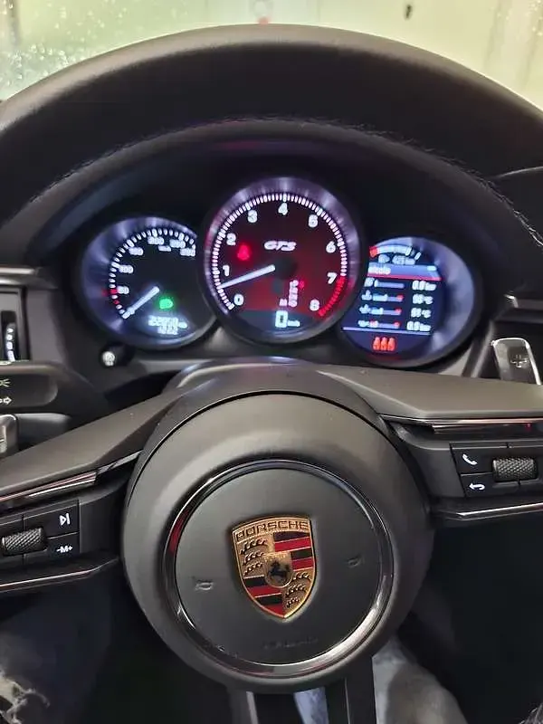 Occasion Porsche Macan 441 ch (324 kW) 2024 SUV