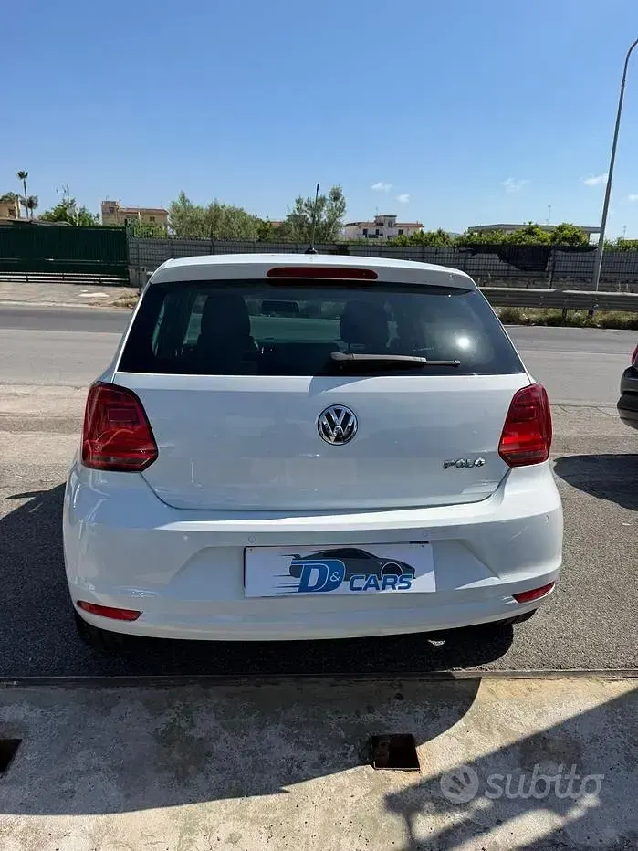 Usata VW Polo Trendline 60 CV (44 kW) 2017 Bianco Berlina