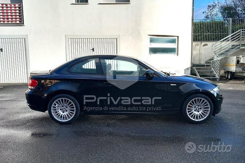 Usata BMW 118 Coupé 143 CV (105 kW) 2011 Nero Coupé
