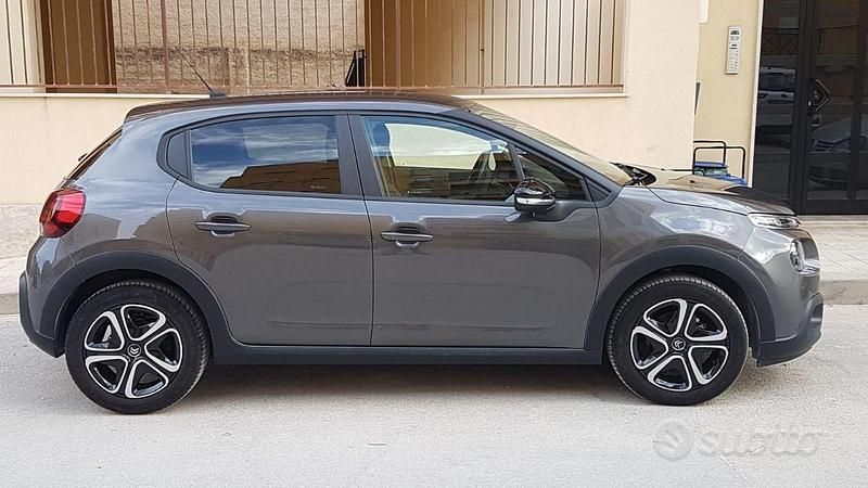Usata Citroën C3 102 CV (75 kW) 2018 Grigio Berlina