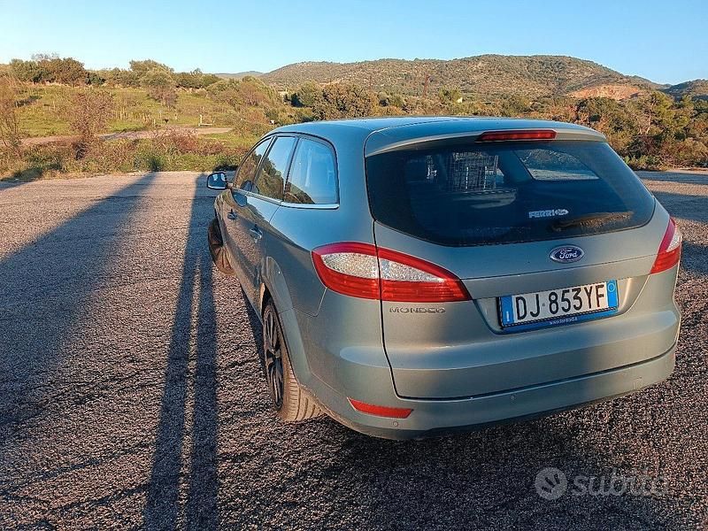 Usata Ford Mondeo 145 CV (106 kW) 2007 Grigio Berlina
