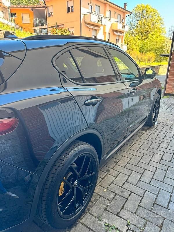 Usata Alfa Romeo Stelvio Executive 190 CV (139 kW) 2020 Nero SUV