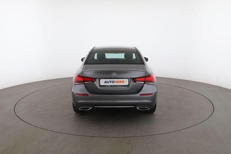 Usata Mercedes A180 116 CV (85 kW) 2020 Grigio Berlina