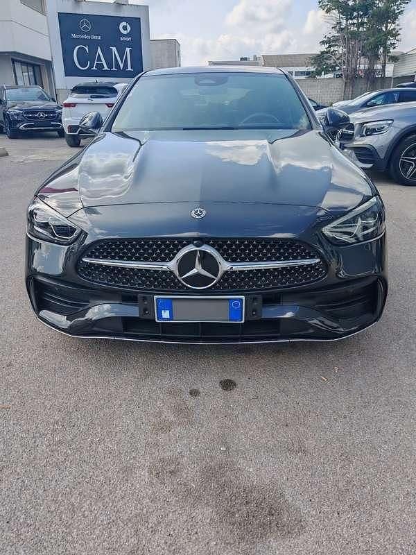 Usata Mercedes C220 AMG Line Premium Plus 200 CV (147 kW) 2024 Berlina