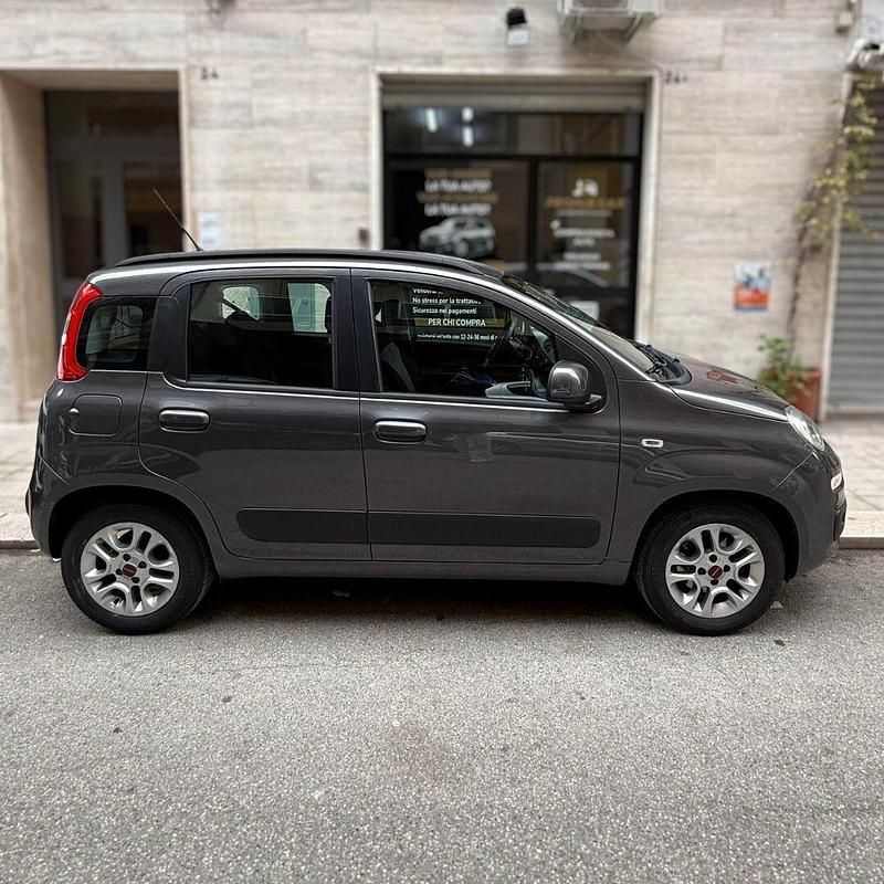 Usata Fiat Panda Lounge 95 CV (69 kW) 2018 Grigio Utilitaria