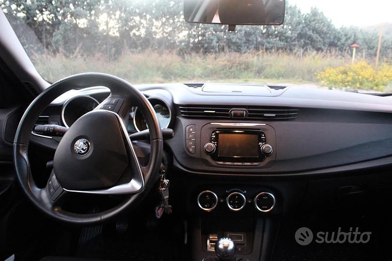 Usata Alfa Romeo Giulietta 120 CV (88 kW) 2016 Utilitaria