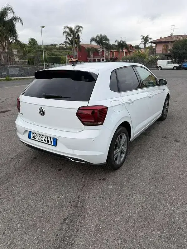 Usata VW Polo Sportline 95 CV (69 kW) 2020 Bianco Utilitaria