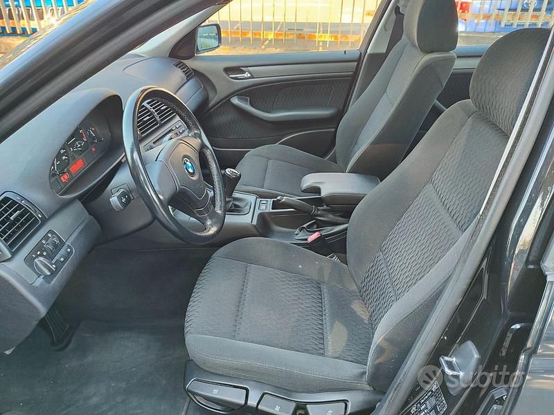 Usata BMW 318 2000 Grigio Berlina