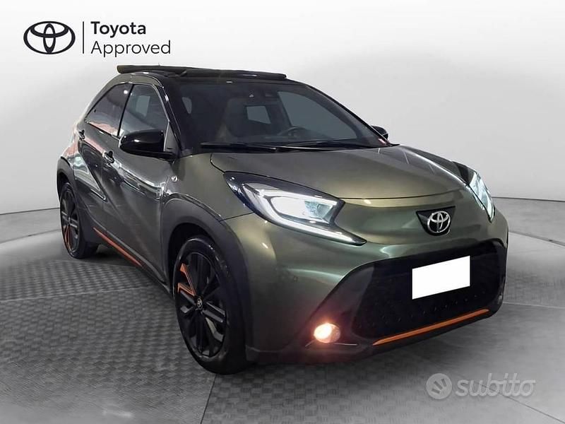 Usata Toyota Aygo X Limited 72 CV (52 kW) 2022 Verde SUV