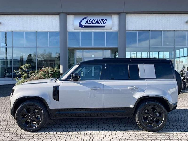 Nuova Land Rover Defender SE Dynamic 200 CV (147 kW) 2026 Borasco grey SUV
