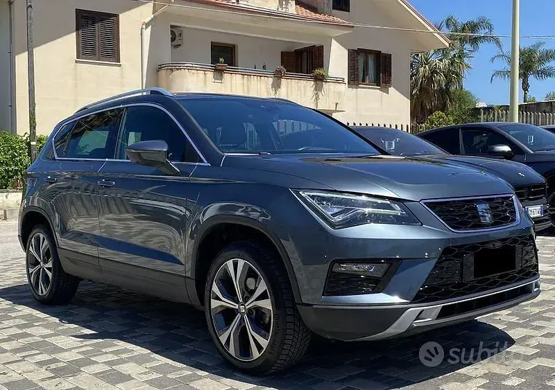 Usata Seat Ateca 116 CV (85 kW) 2020 Grigio SUV