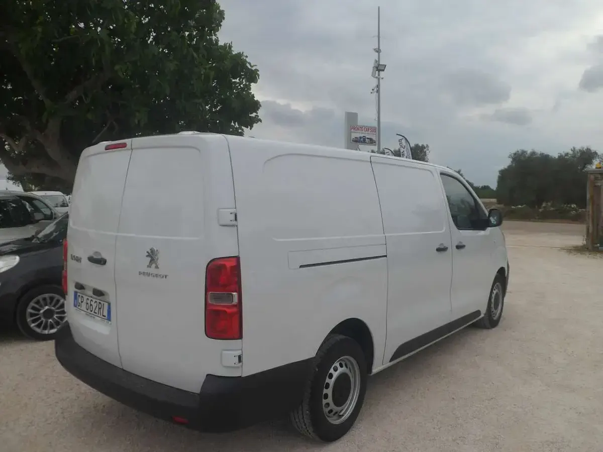 Occasion Peugeot Expert 102 ch (75 kW) 2024 Blanc Van