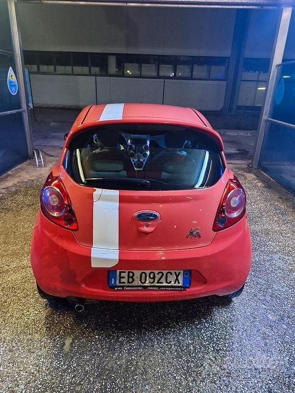 Usata Ford Ka 69 CV (50 kW) 2010 Rosso Utilitaria