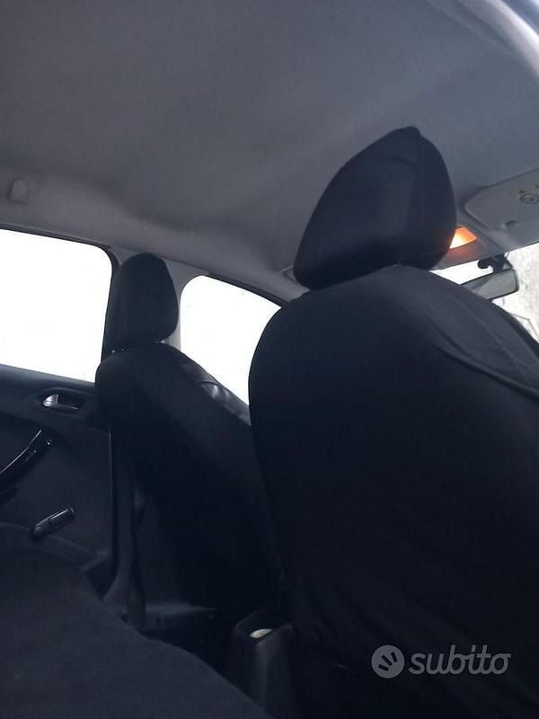 Usata Peugeot 208 2016 Nero Utilitaria