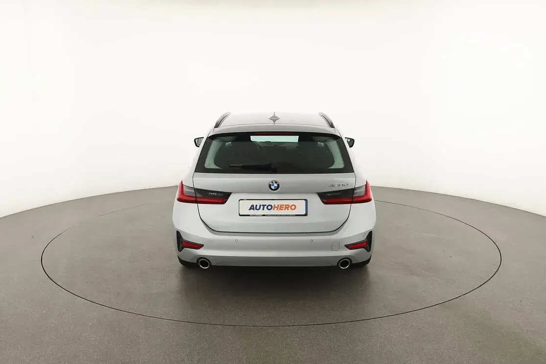 Occasion BMW 320e Advantage 190 PK (139 kW) 2021 Zilver Stationwagen
