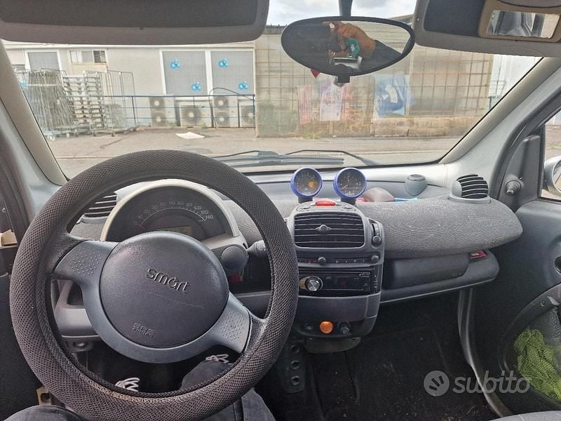 Usata 2006 Smart ForTwo Coupé Coupé | 2000 € (Super prezzo) - Immagine 1/4