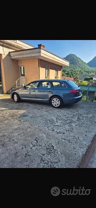 Usata Audi A6 2010 Blu Utilitaria