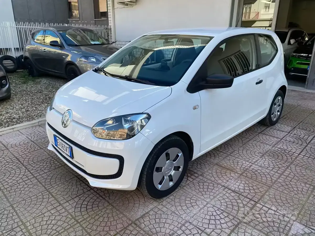 Usata VW up! 75 CV (55 kW) 2012 Bianco Utilitaria