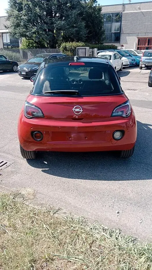 Usata Opel Adam Glam 87 CV (63 kW) 2016 Rosso Utilitaria