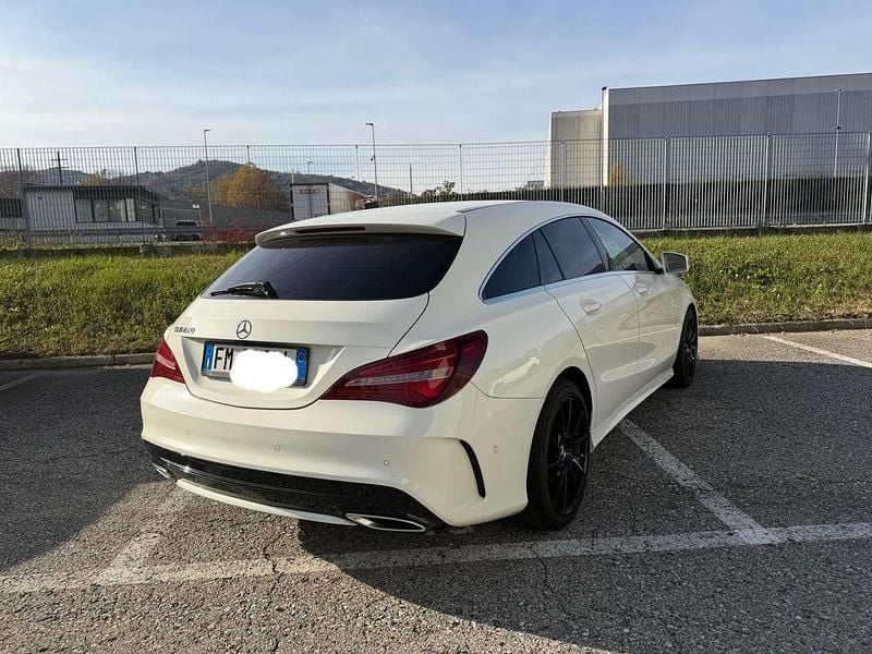 Usata Mercedes CLA220 Shooting Brake 177 CV (130 kW) 2017 Bianco Station wagon