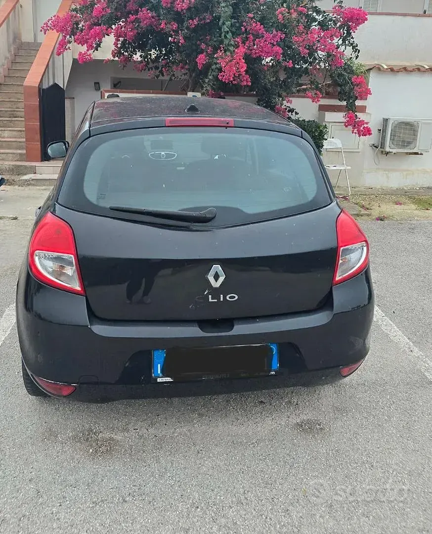 Usata Renault Clio 58 CV (42 kW) 2010 Nero Utilitaria