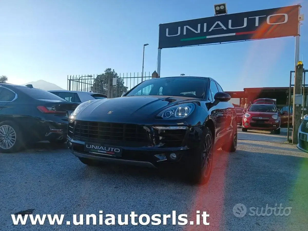Usata Porsche Macan 252 CV (185 kW) 2018 Blu SUV