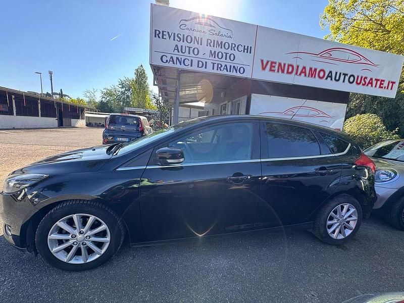Usata Ford Focus Titanium 120 CV (88 kW) 2015 Nero Berlina