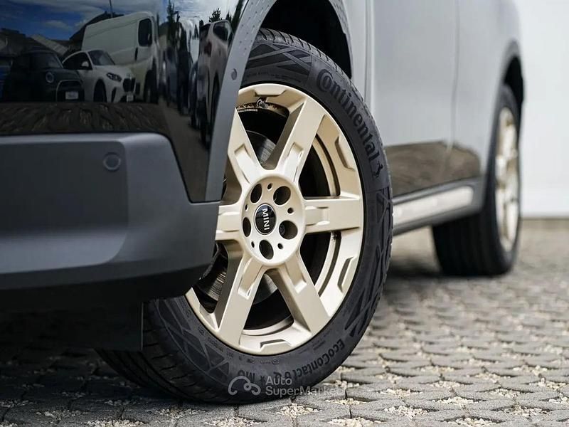 Usata Mini Cooper Countryman Favoured 170 CV (125 kW) 2025 Nero SUV