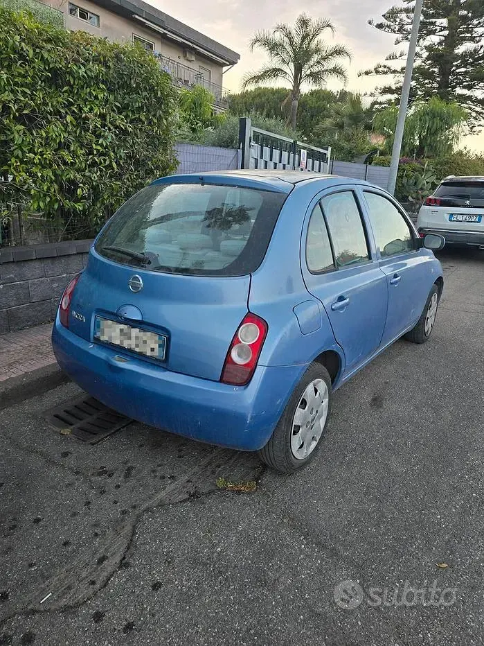 Usata Nissan Micra 75 CV (55 kW) 2004 Bluazzurro Utilitaria