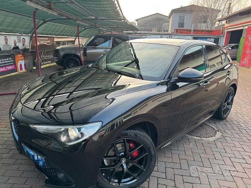 Usata Alfa Romeo Stelvio 250 CV (183 kW) 2021 Nero SUV