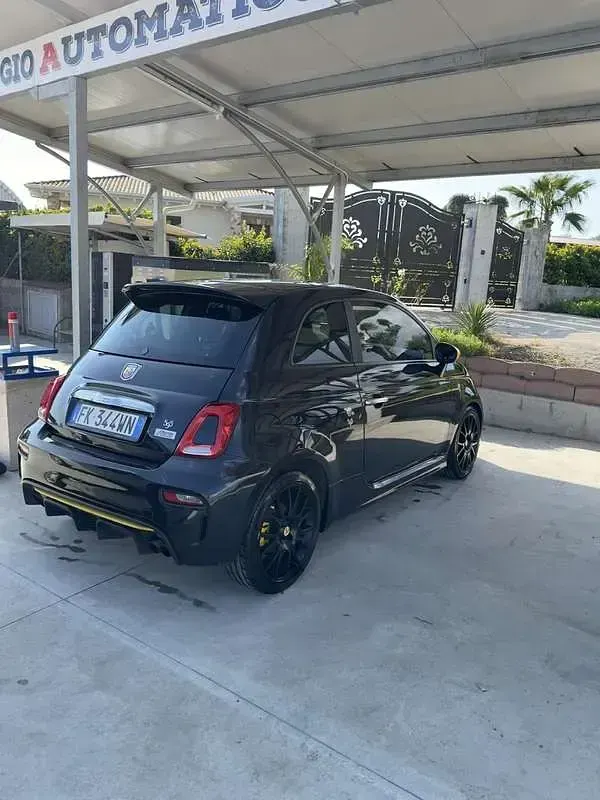 Usata Abarth 595 Pista 160 CV (117 kW) 2017 Nero Berlina