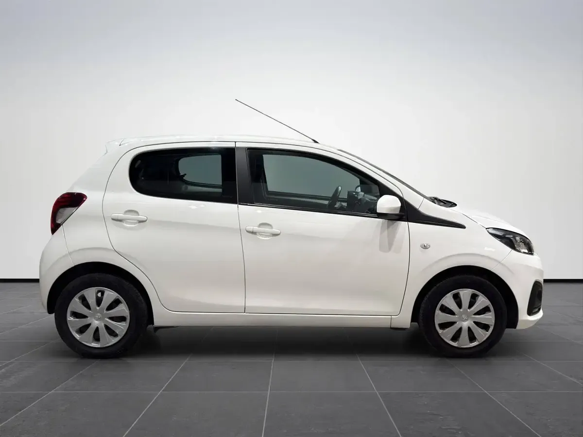 Usata Peugeot 108 GT-line 72 CV (52 kW) 2019 Bianco Utilitaria
