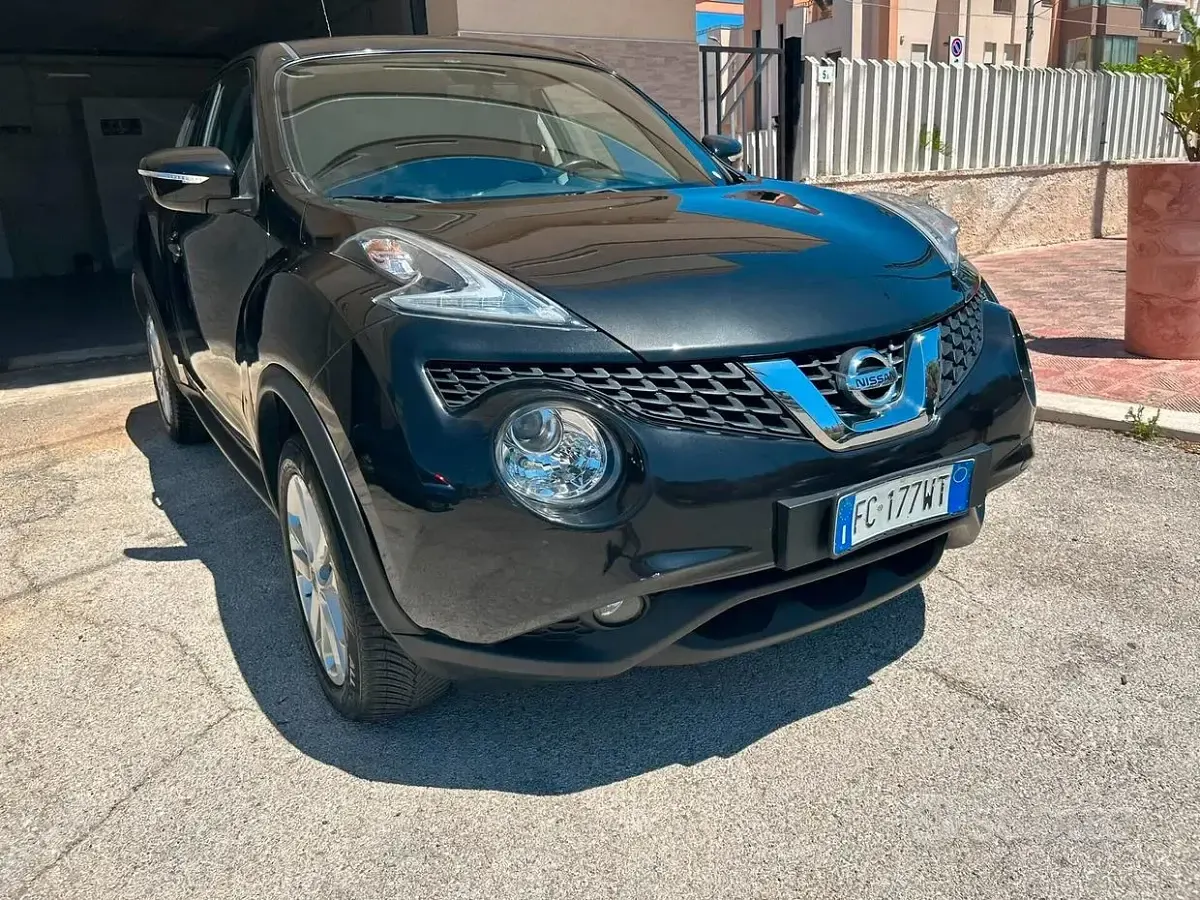 Usata Nissan Juke Acenta 110 CV (80 kW) 2016 Nero SUV