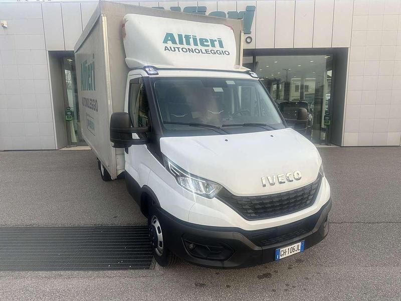 Usata Iveco Daily 160 CV (117 kW) 2023 Bianco Furgone