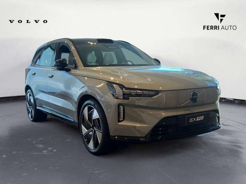 Usata Volvo EX90 Ultra 300 kW (408 CV) 2023 Nero metallizzato SUV