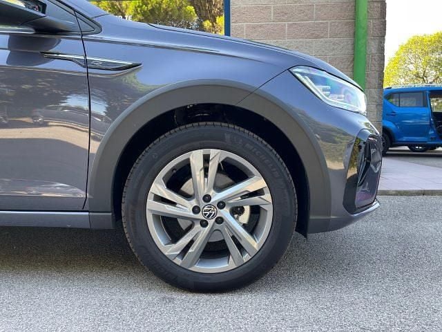 Usata VW Taigo R-line 110 CV (80 kW) 2023 Argento SUV
