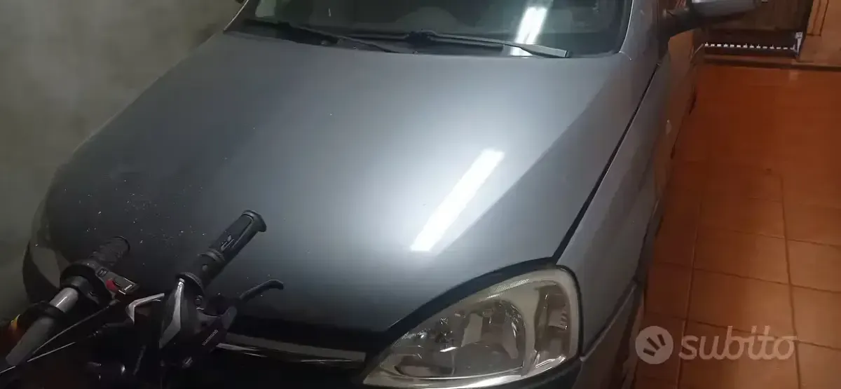 Usata Opel Corsa 75 CV (55 kW) 2003 Grigio Utilitaria