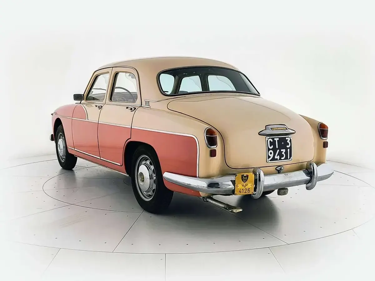 Usata Alfa Romeo 1900 Super 90 CV (66 kW) 1956 Bicolore arancio/crema Coupé