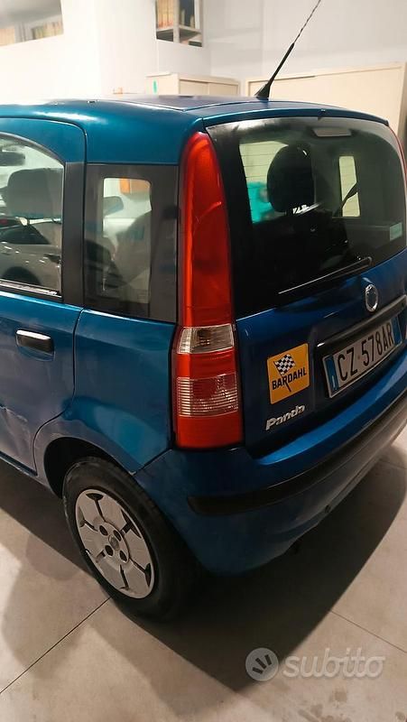 Usata Fiat Panda 54 CV (39 kW) 2005 Blu Berlina