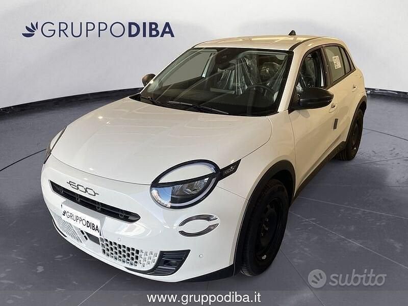 Usata Fiat 600 Pop 110 CV (80 kW) 2025 Bianco SUV