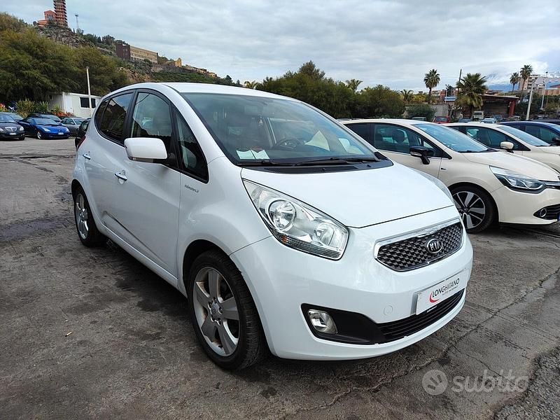 Bianco Usata 2013 Kia Venga Due volumi | 6850 € (Cara) - Immagine 1/4