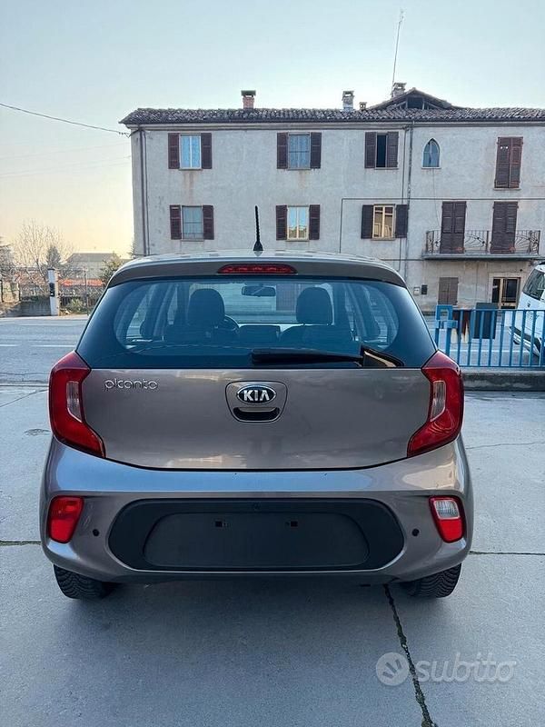 Occasion Kia Picanto Active 67 ch (49 kW) 2019 Gris Citadine