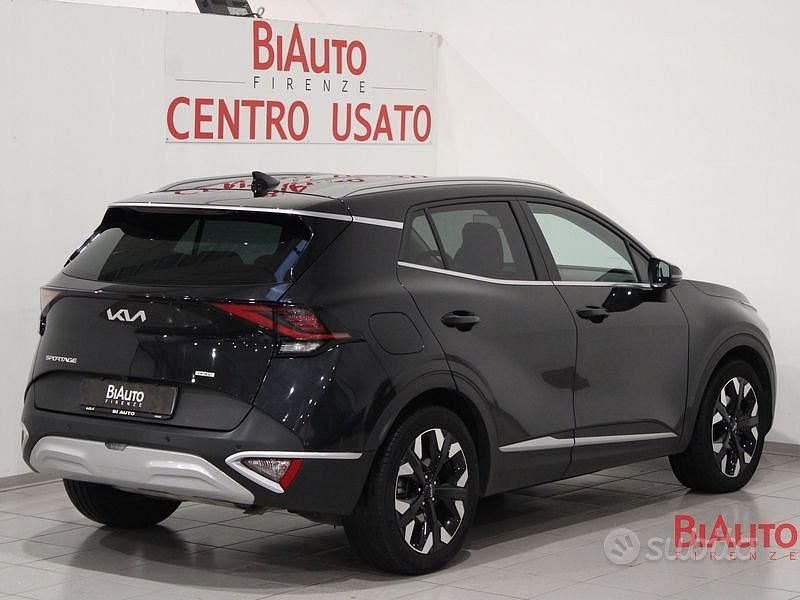 Second-hand Kia Sportage Style 265 CP (194 kW) 2023 Negru SUV